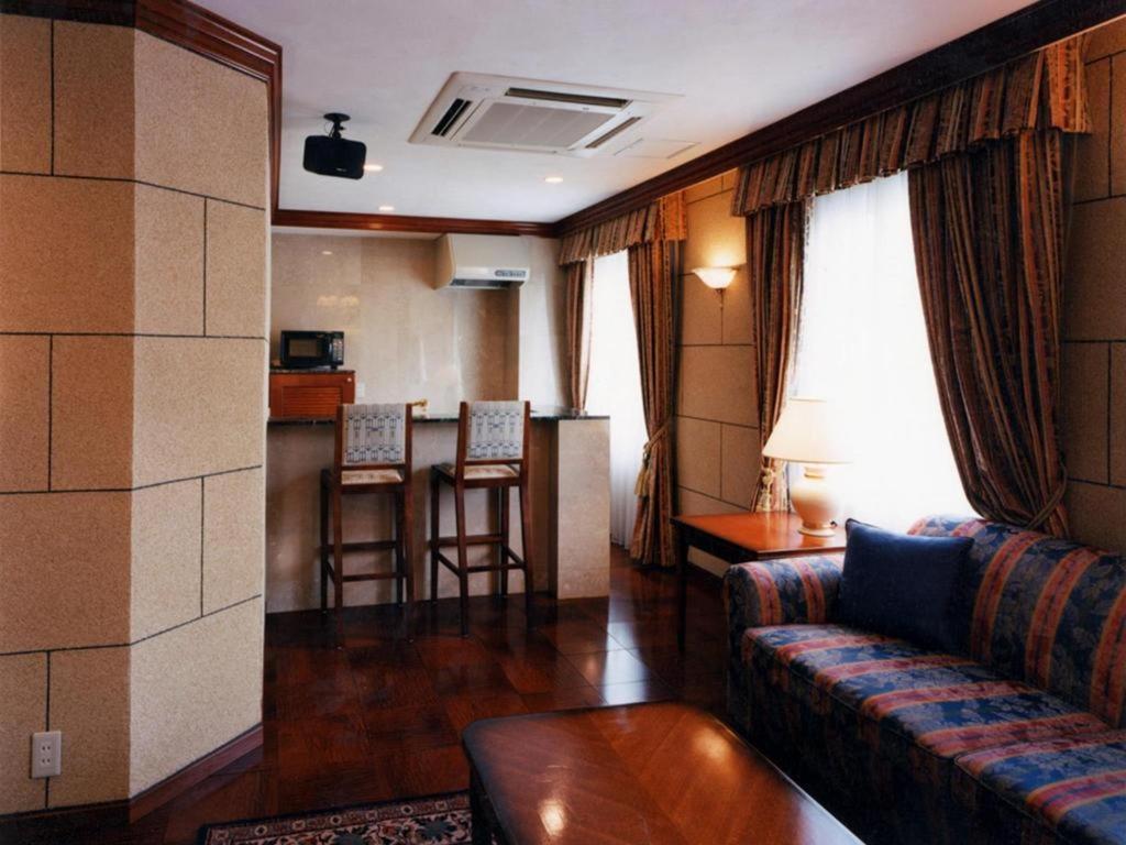 Hotel T Point Осака Экстерьер фото